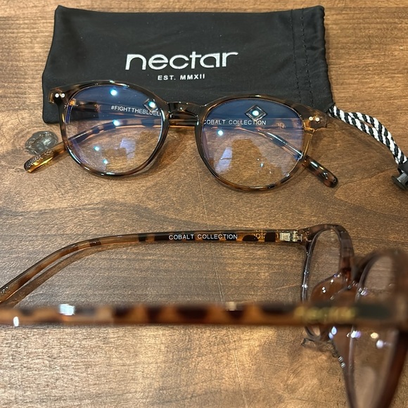 Blue Light Glasses - Picture 3 of 3